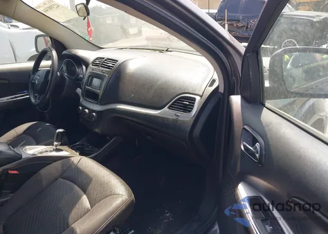 2014 Dodge Journey Sxt z USA, uszkodzony, nr VIN 3C4PDCBG8ET171538